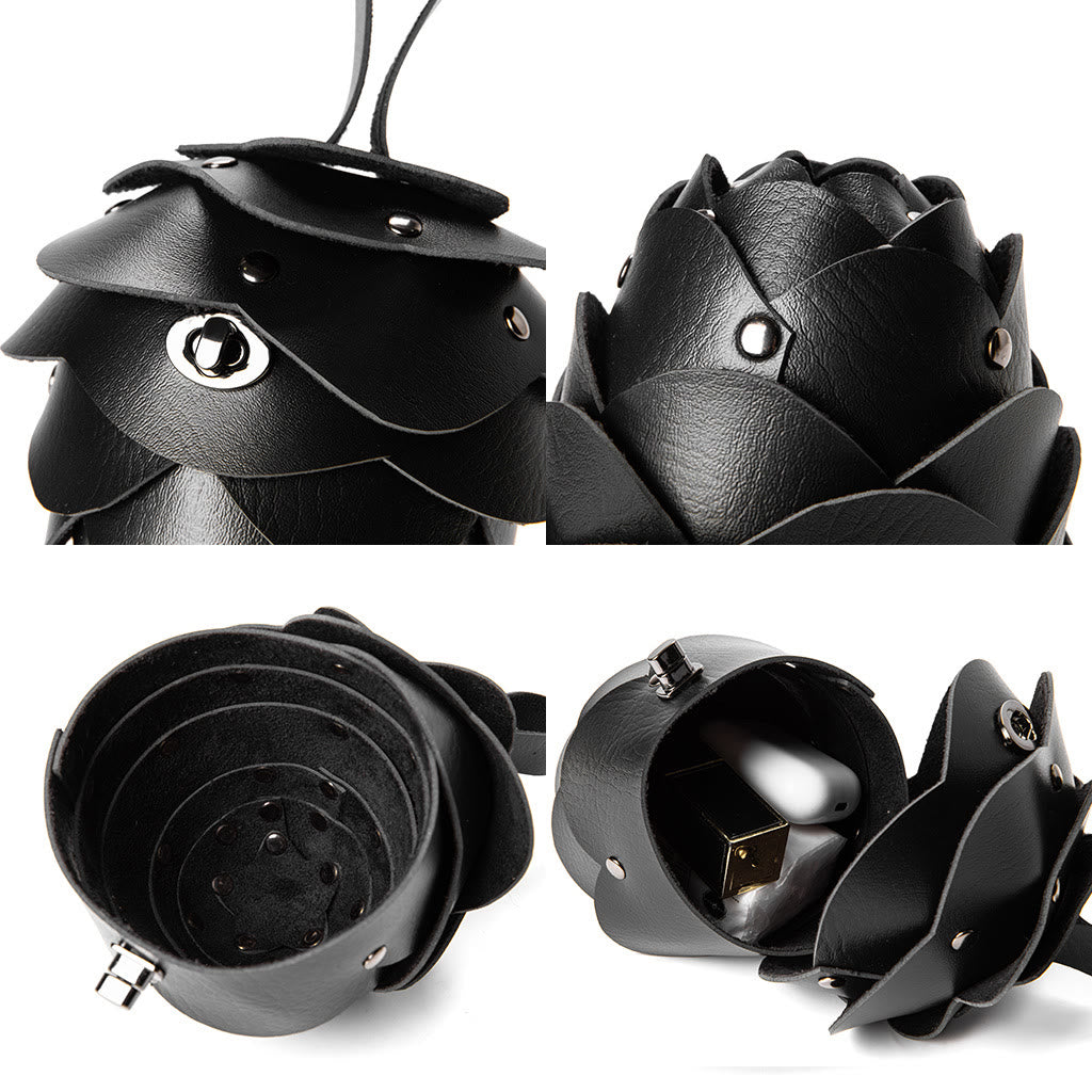 Women's Retro Pinecone-Shaped Personalized Purse Belt Bag